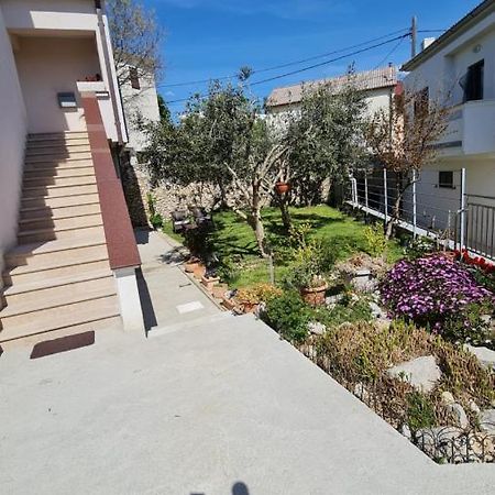 Apartmani Dami Novalja Dış mekan fotoğraf