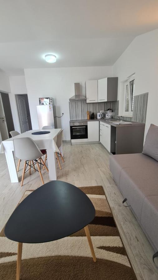 Apartmani Dami Novalja Dış mekan fotoğraf